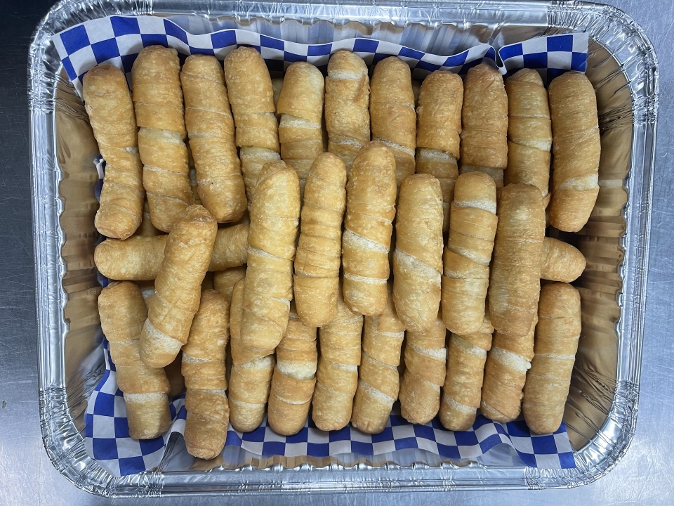 50 Tequeños.