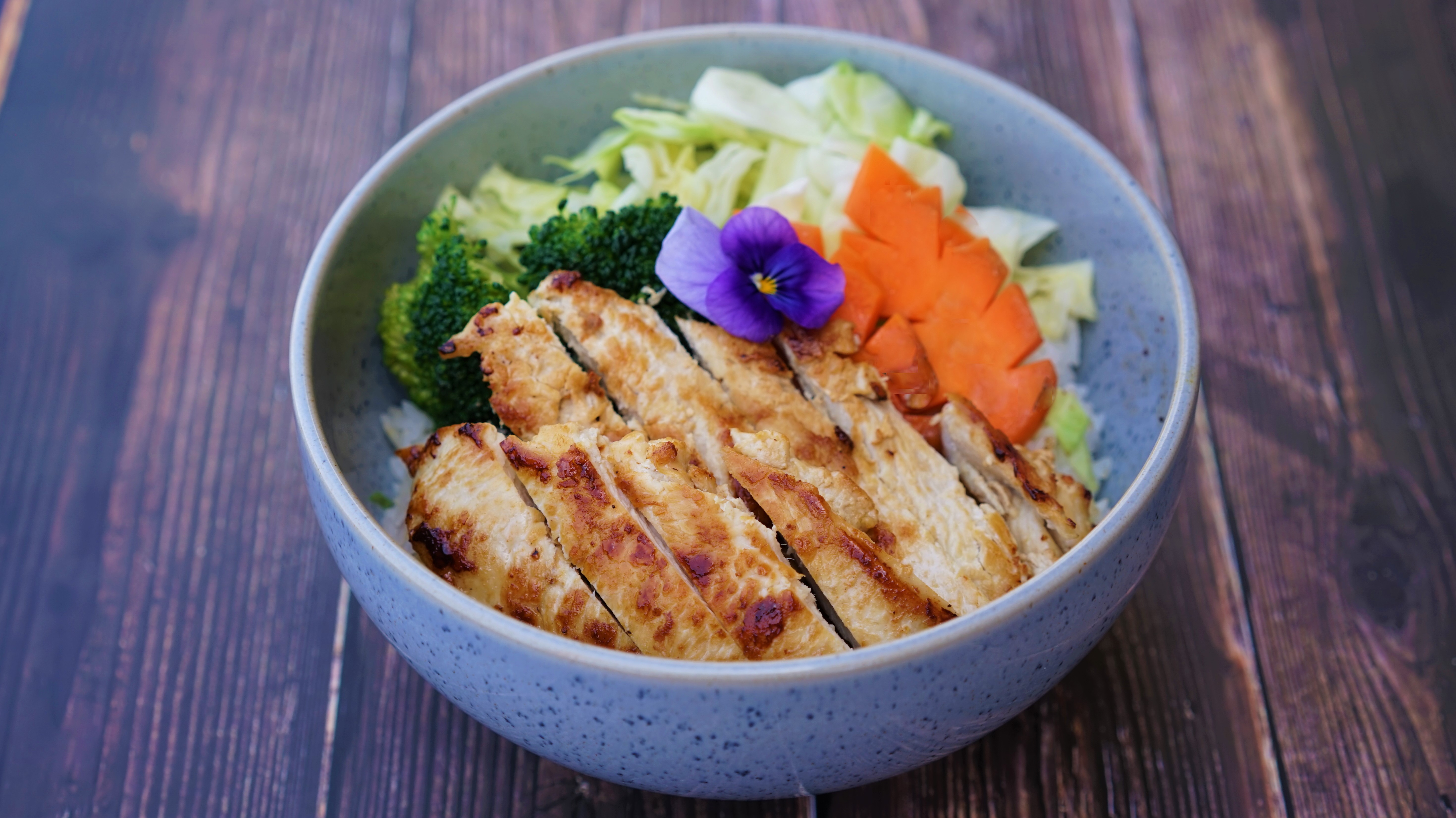 Grilled Chicken Teriyaki Bowl (Breast).