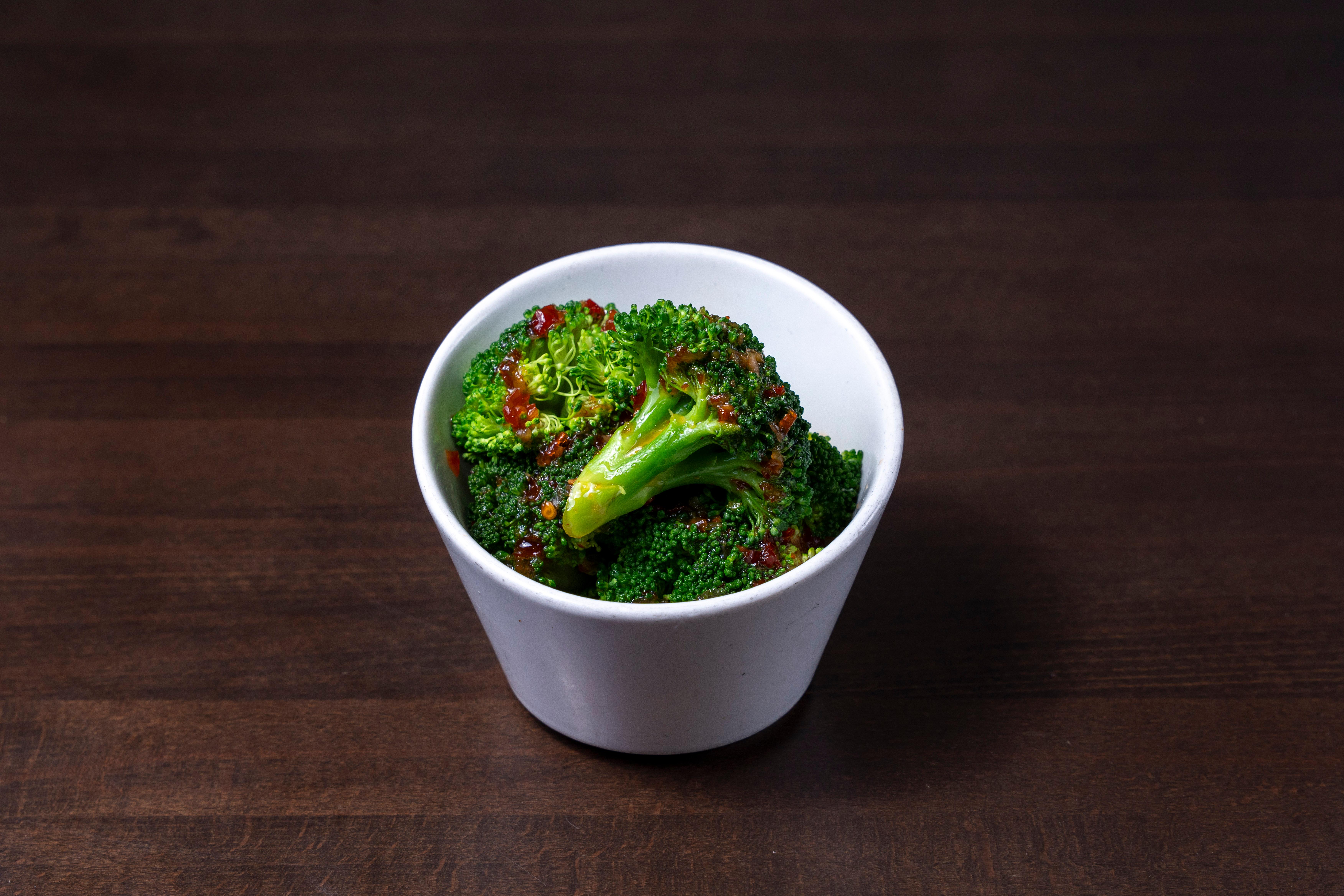 CHILI ROASTED GARLIC BROCCOLI - SIDE.