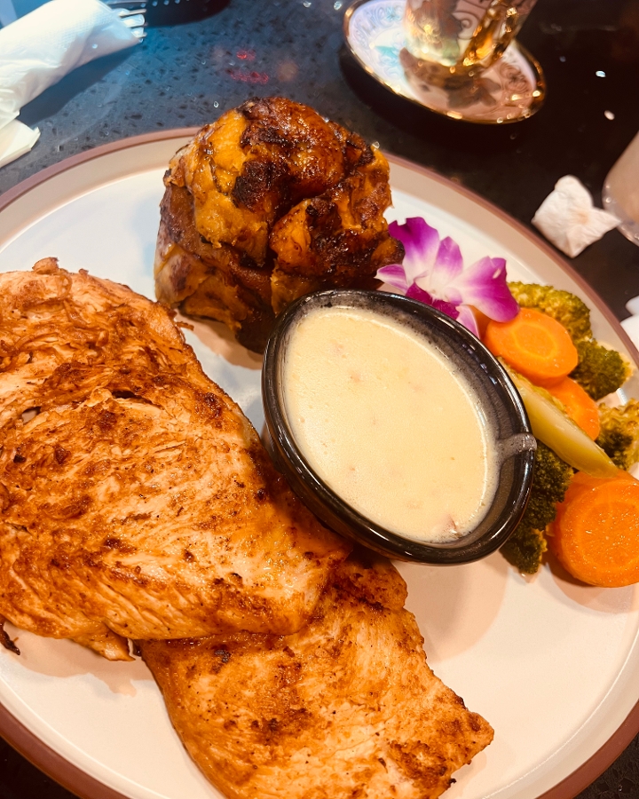 Pechuga de Pollo (Chicken Breast).