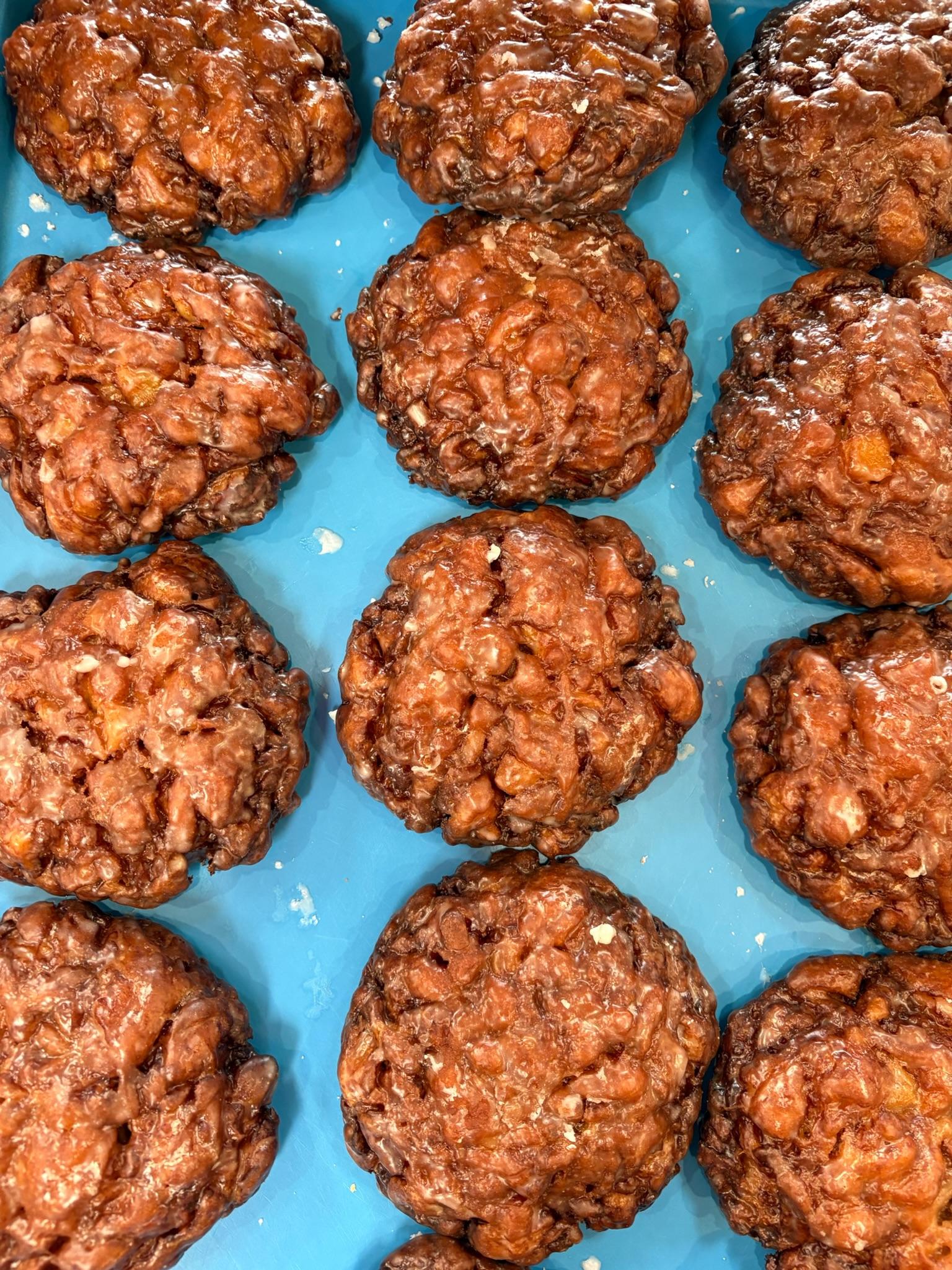 1/2 DZ Apple Fritter.