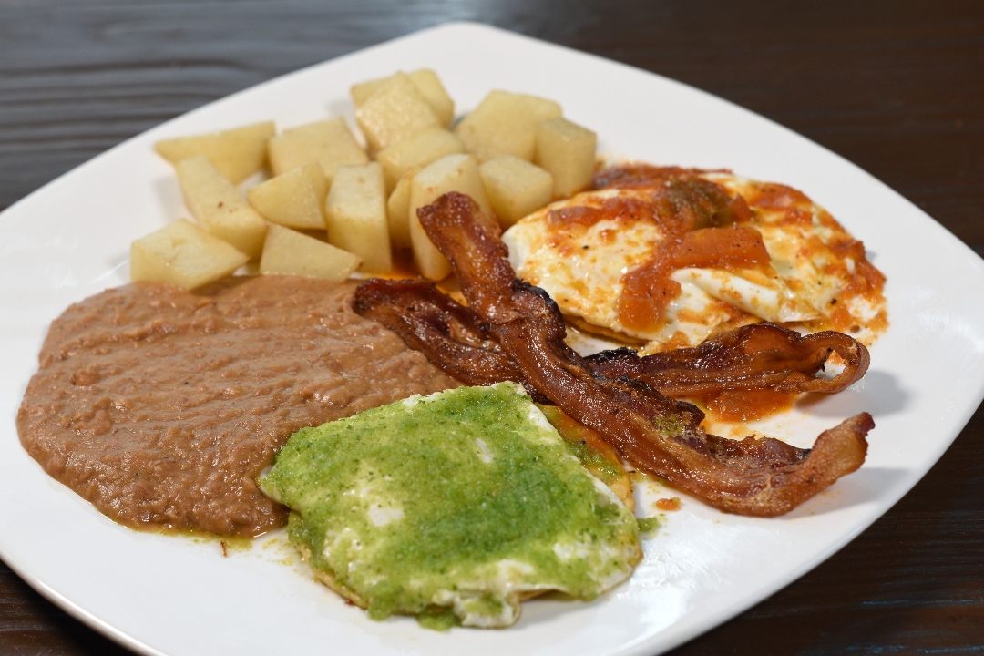 Huevos Divorciados.