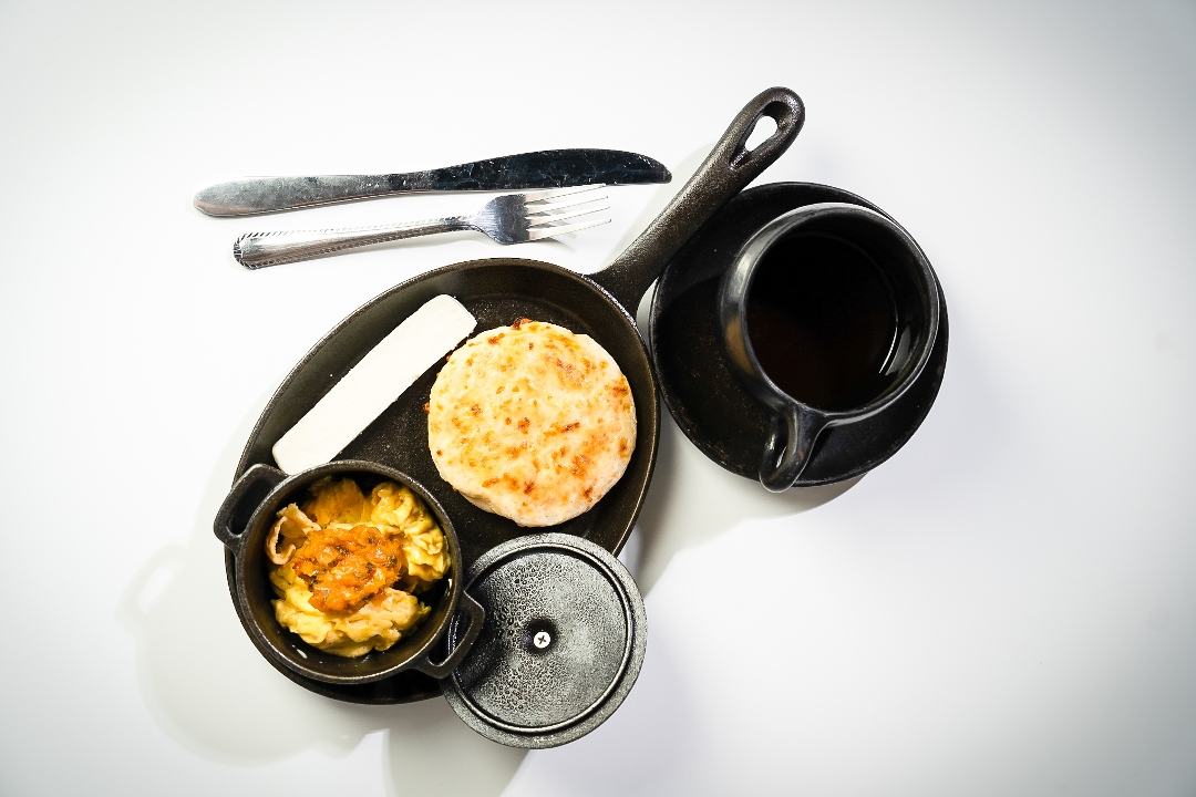 COLOMBIAN BREAKFAST (GLUTTEN FREE).