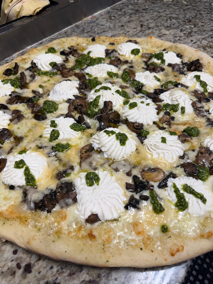 16' 4 Cheese and Mushroom.