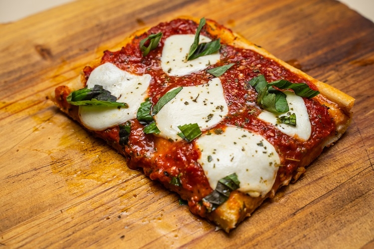 Med. Sicilian Margherita.