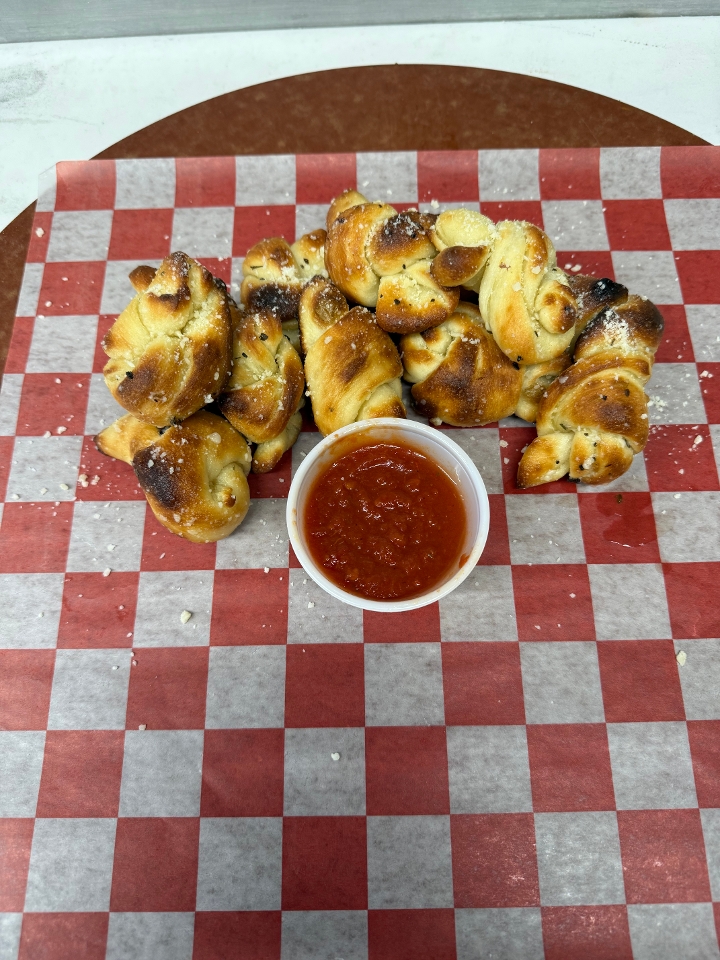 Garlic Knots.