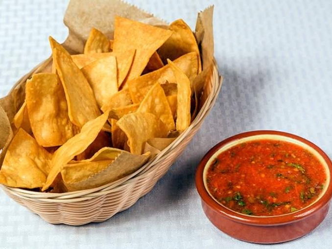 Chips & Salsa.