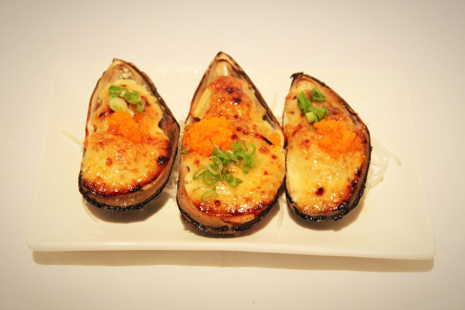 Baked Green Mussels, 3pc.