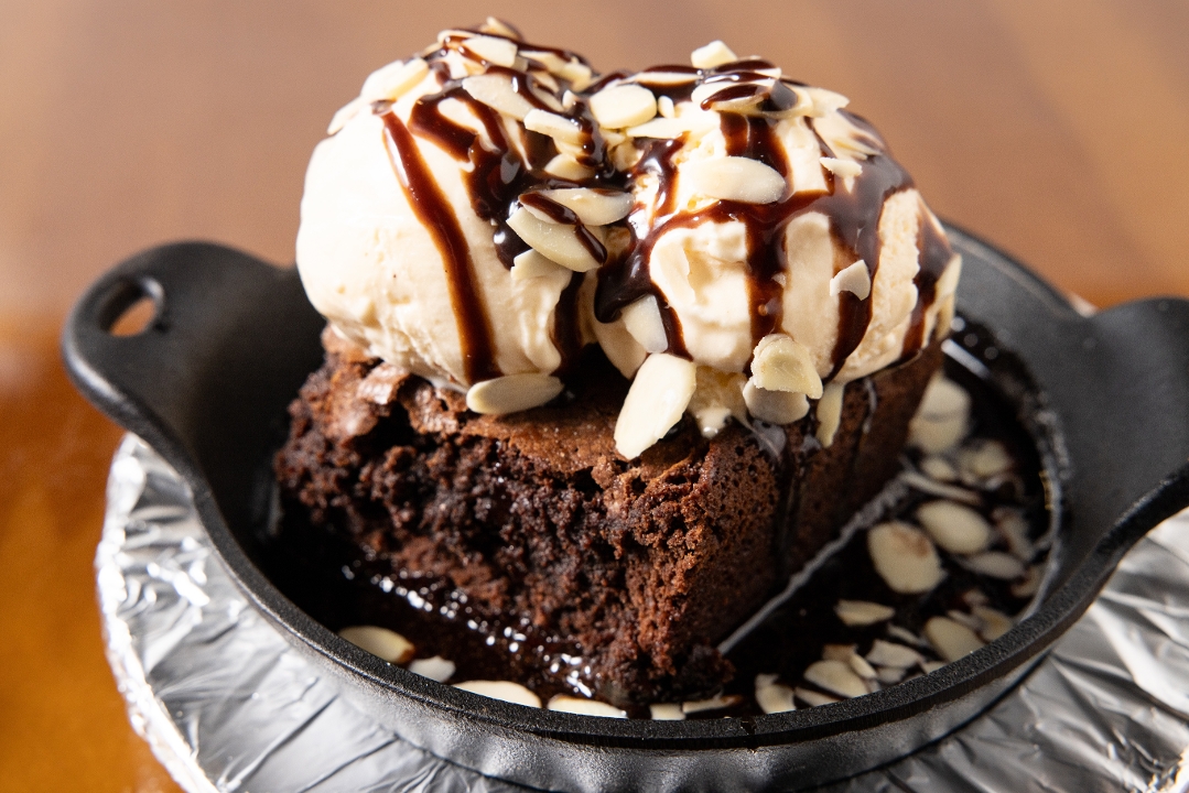 Sizzling Brownie.