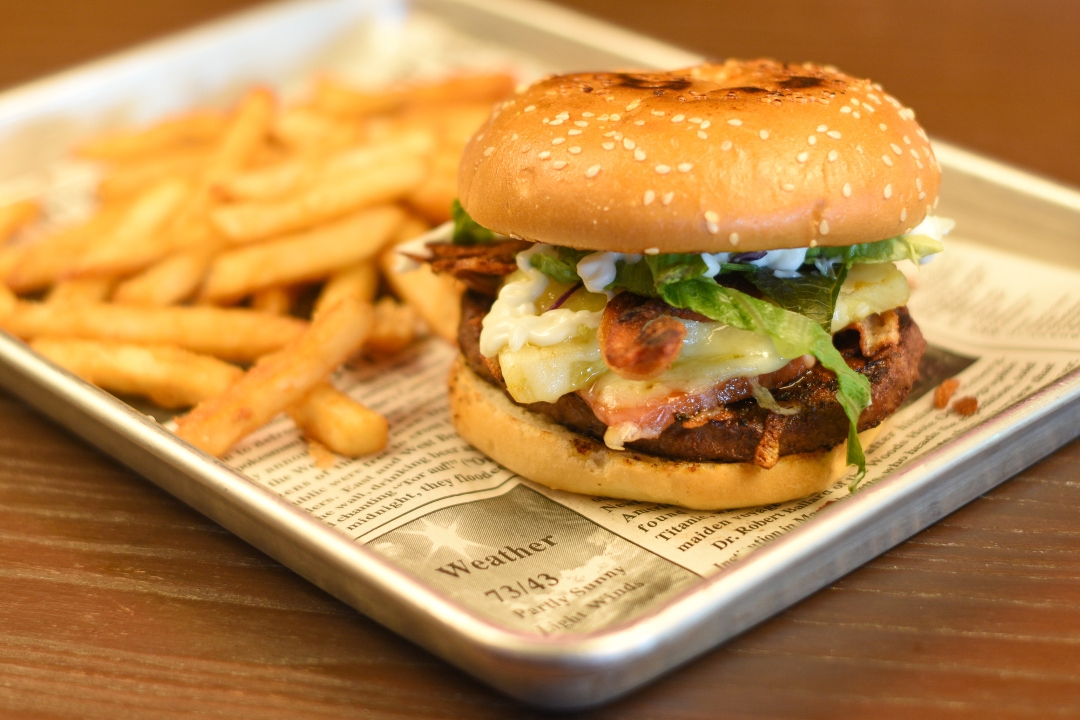 Hawaiian Burger.