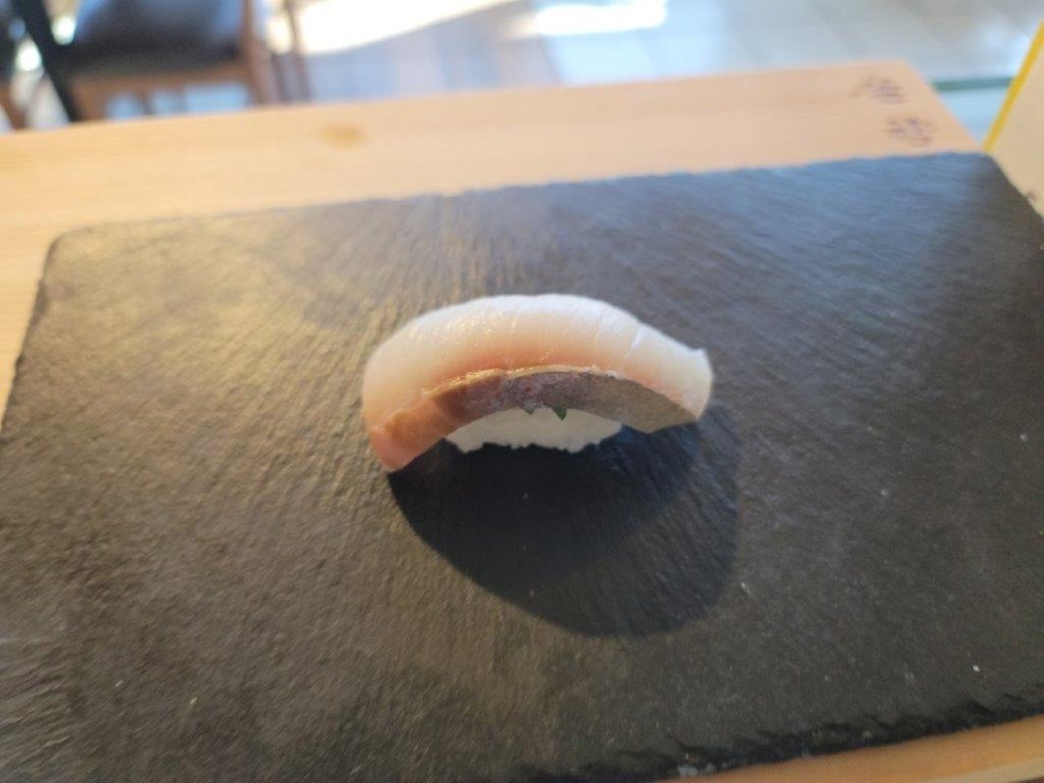 NI2-AMBER JACK W SHISO.