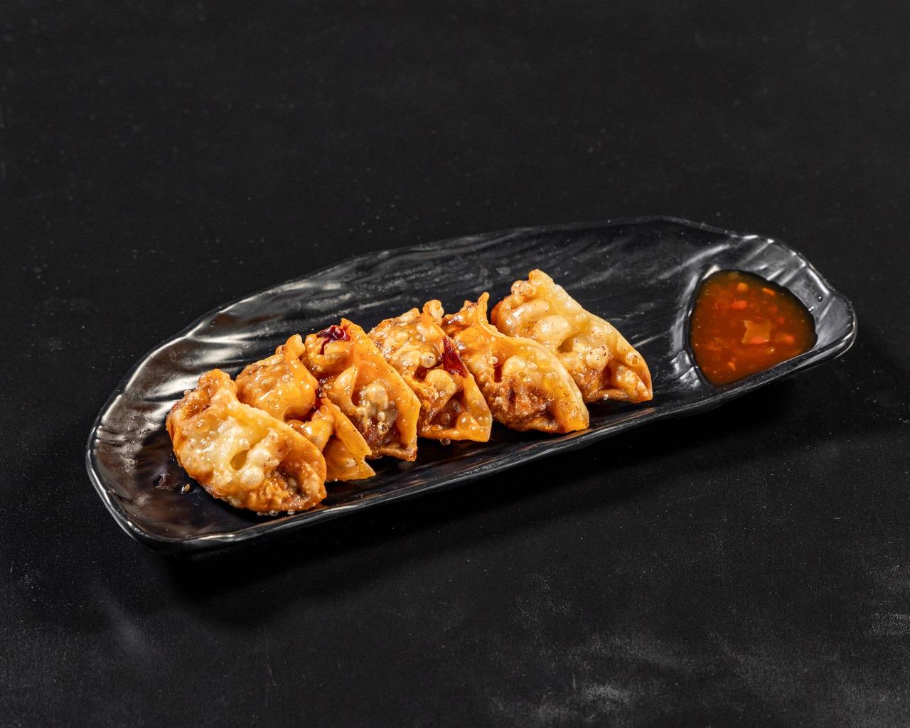 6 Pieces Gyoza.