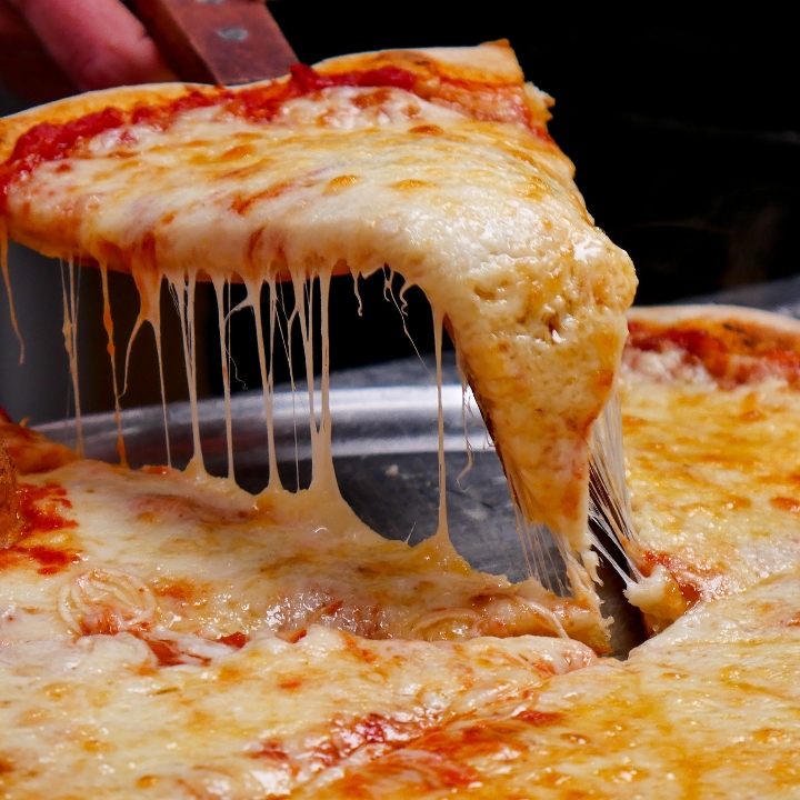 Create Your Own DaVinci 20" Pizza.