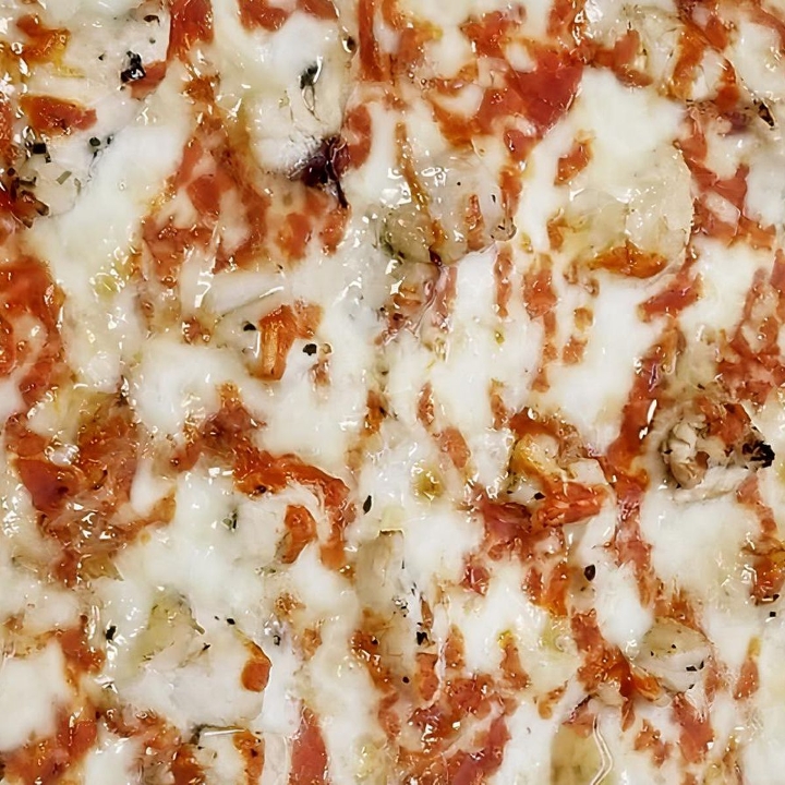 Honey Sriracha Chicken Pizza.