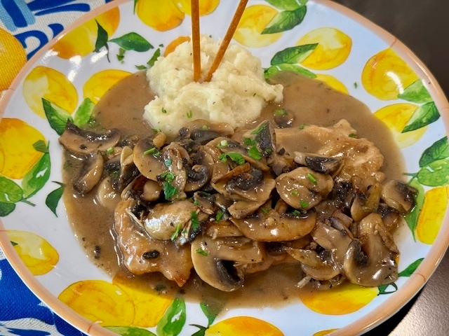 Chicken Marsala Full Tray.