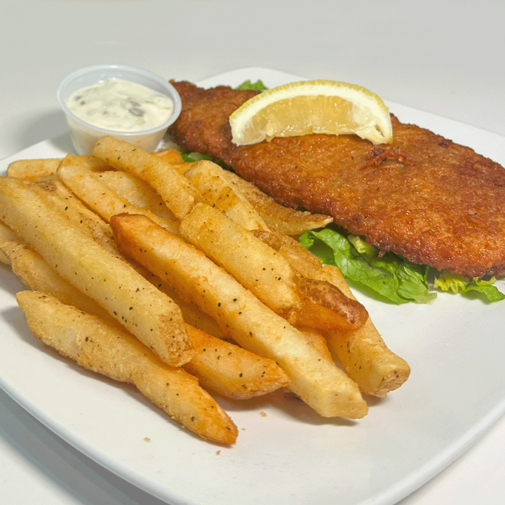 CRISPY FISH & CHIPS.