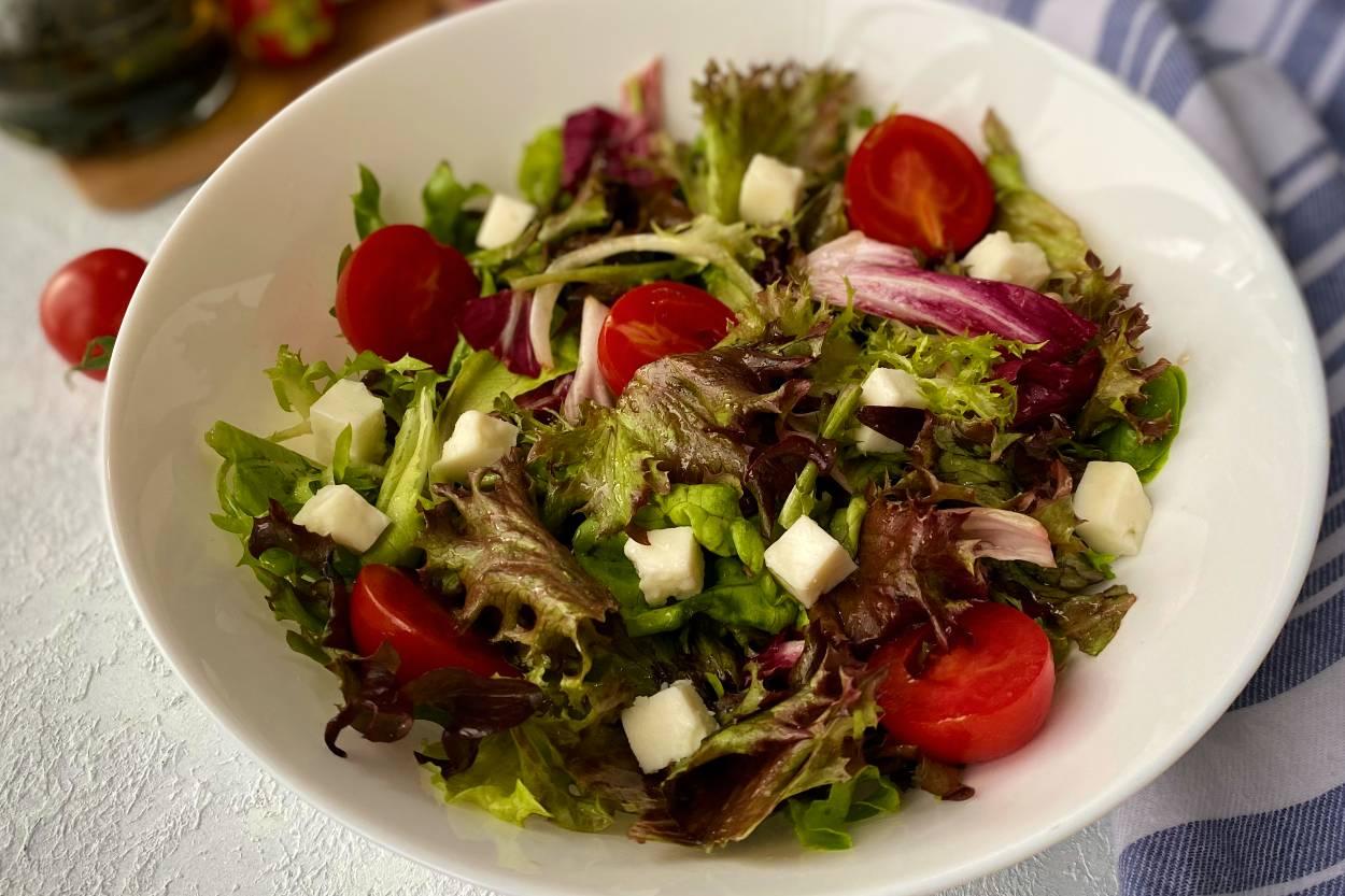 Mediterranean Salad.