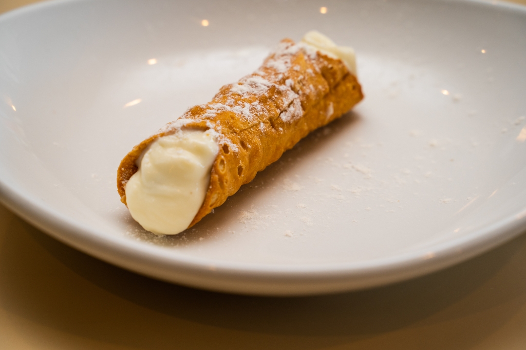 Cannoli.