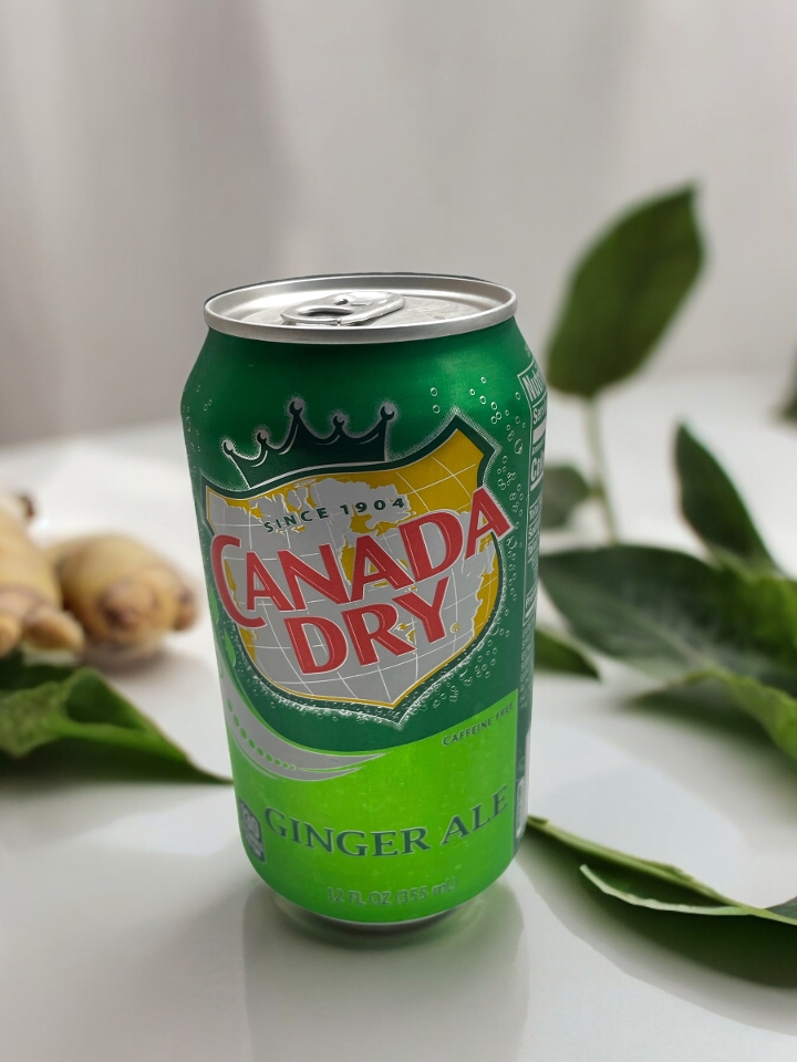 Canada Dry Ginger Ale.