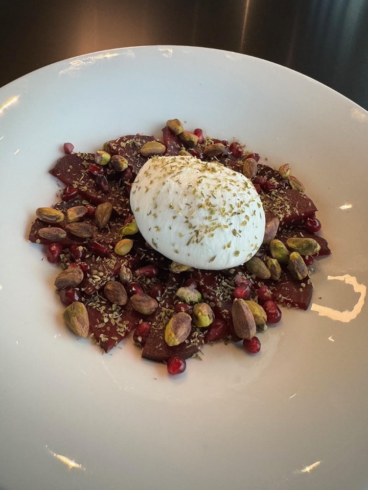 BEET & BURRATA SALAD.