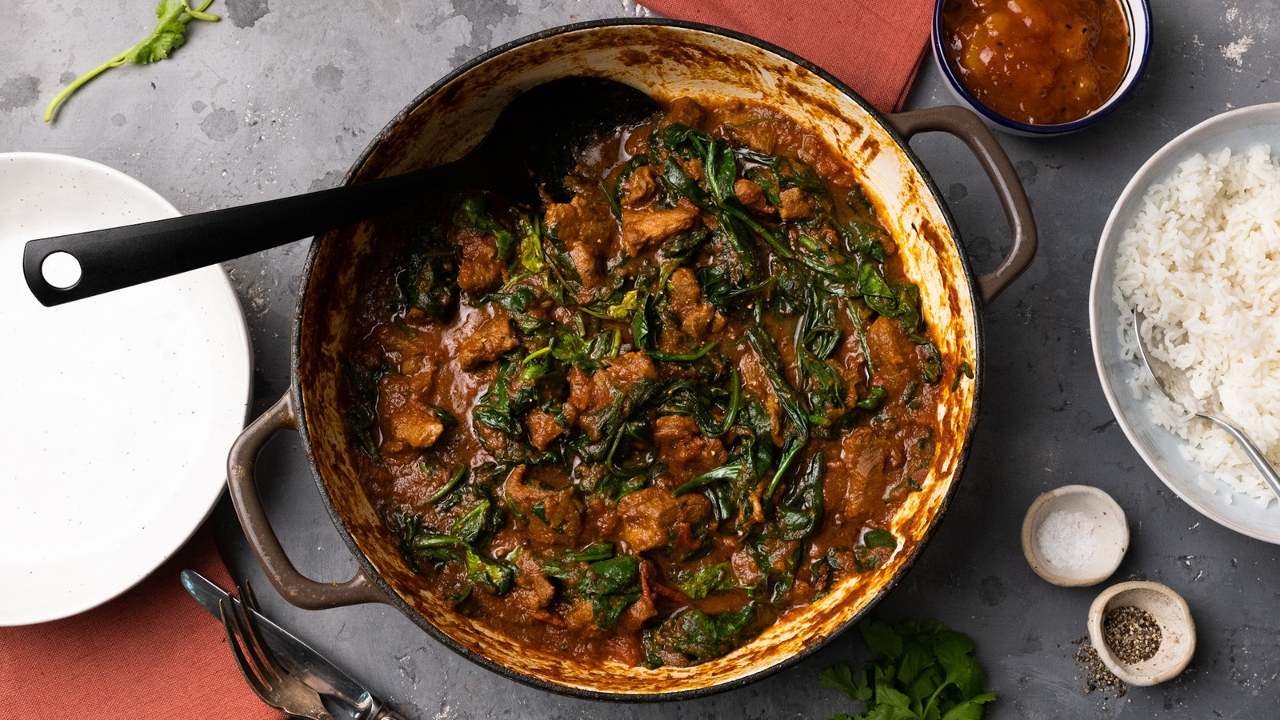 Lamb saagwala.