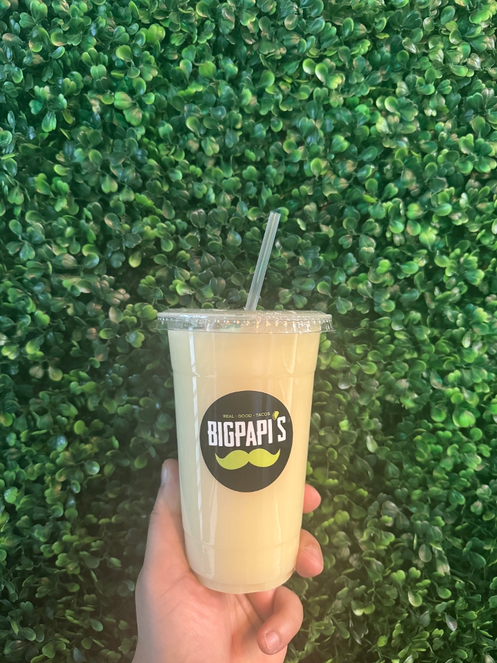Natural Fresh Homemade Pineapple Juice.