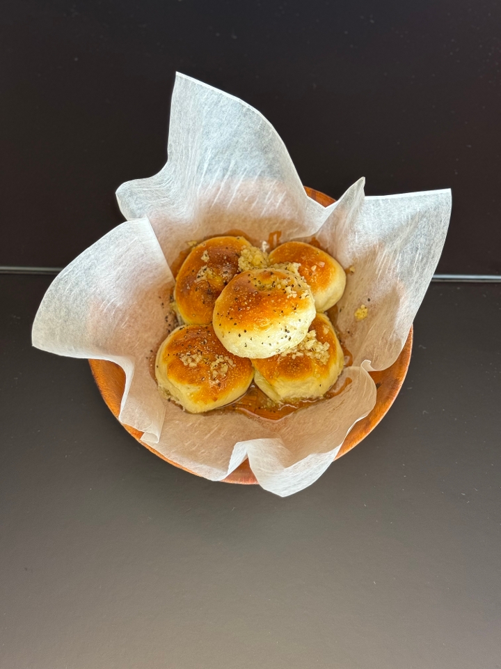 Garlic Knots Dozen.
