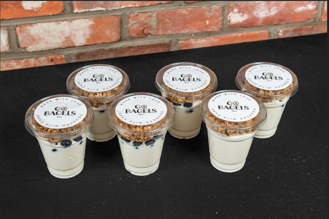 YOGURT PARFAIT PACK (SERVES 6).