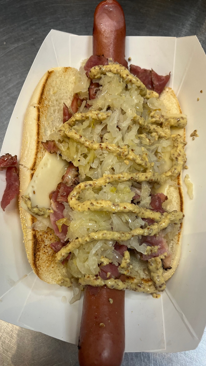 Tsunami Hot Dog.