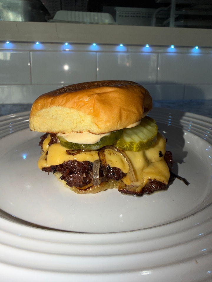 Single Classic Wagyu Smash Burger.