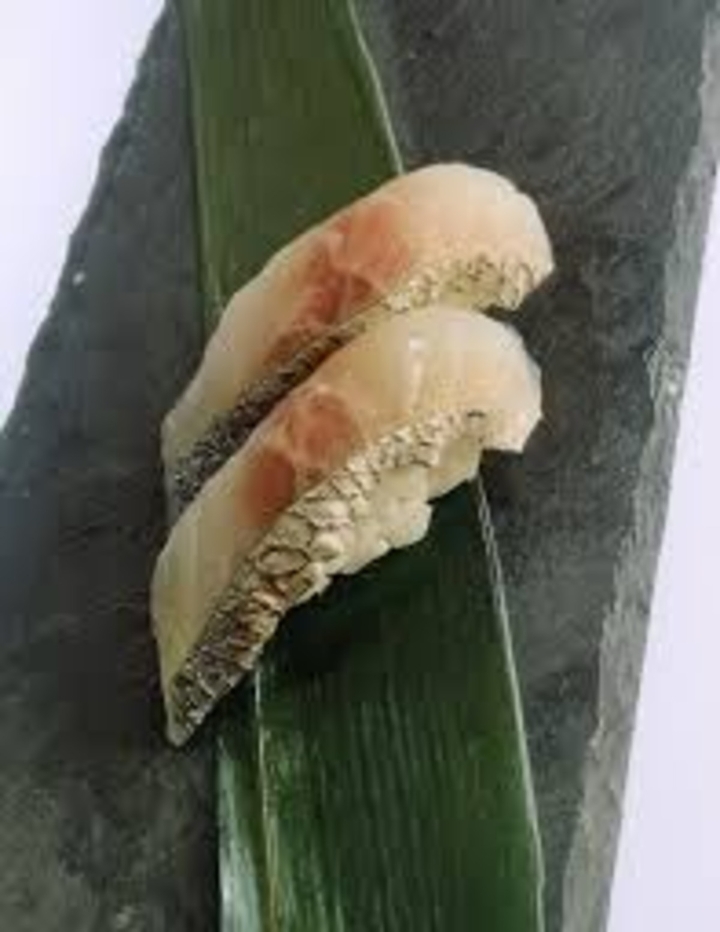 1 Pc Sushi "Kurodai" Black Snapper.