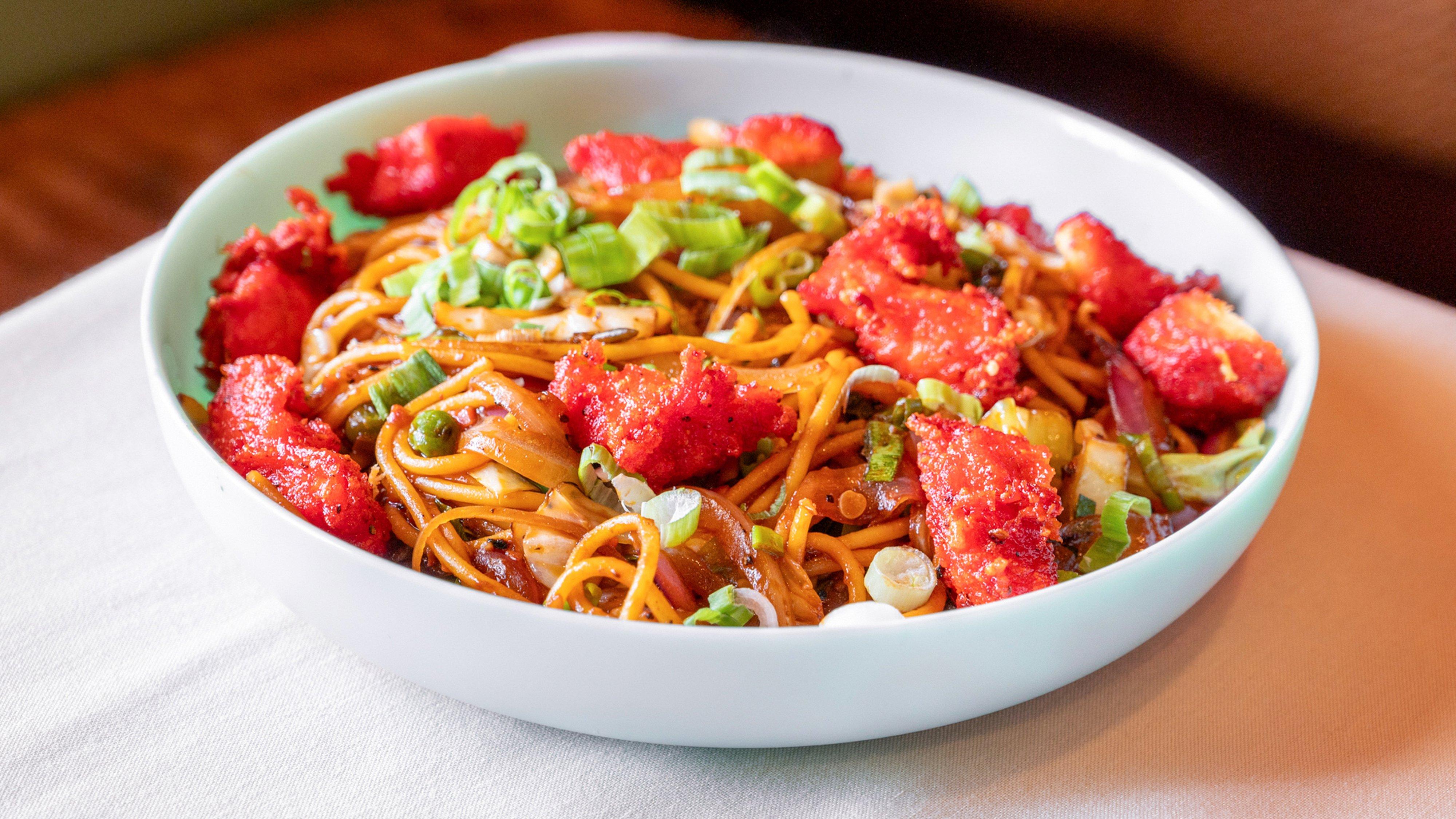 Chicken Hakka Noodles.