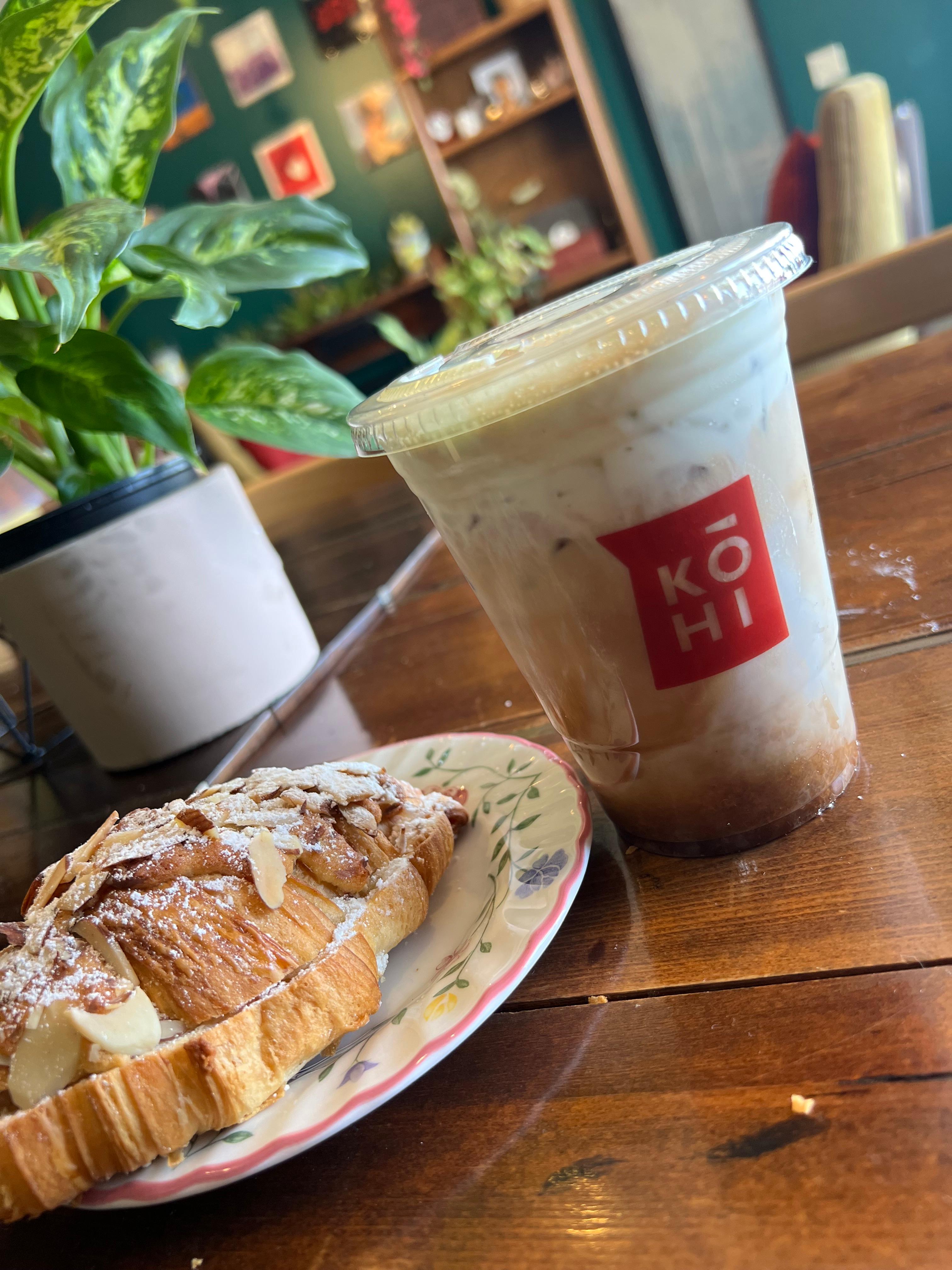 BROWN SUGAR LATTE.