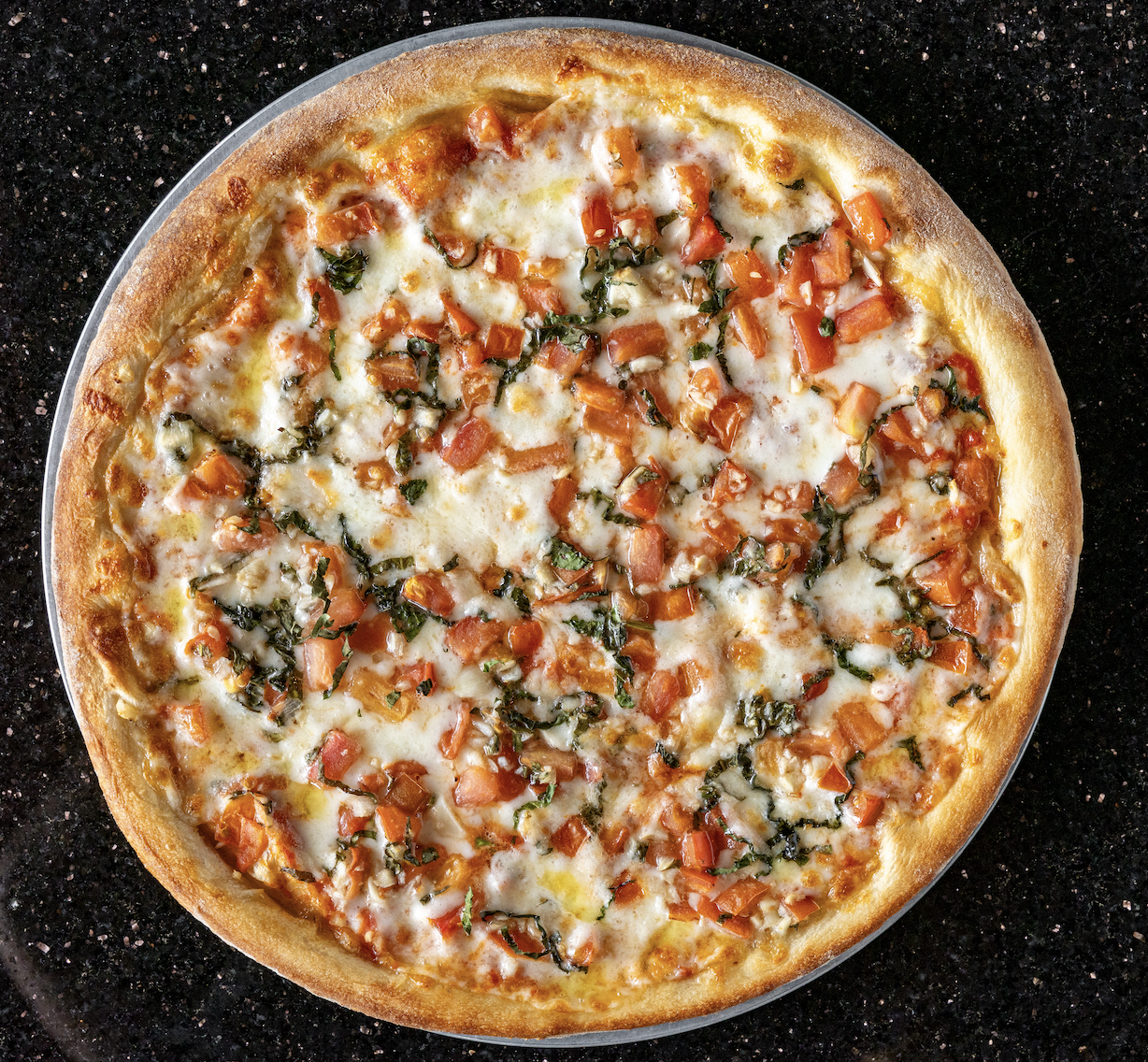 (16in) Margherita Pizza.