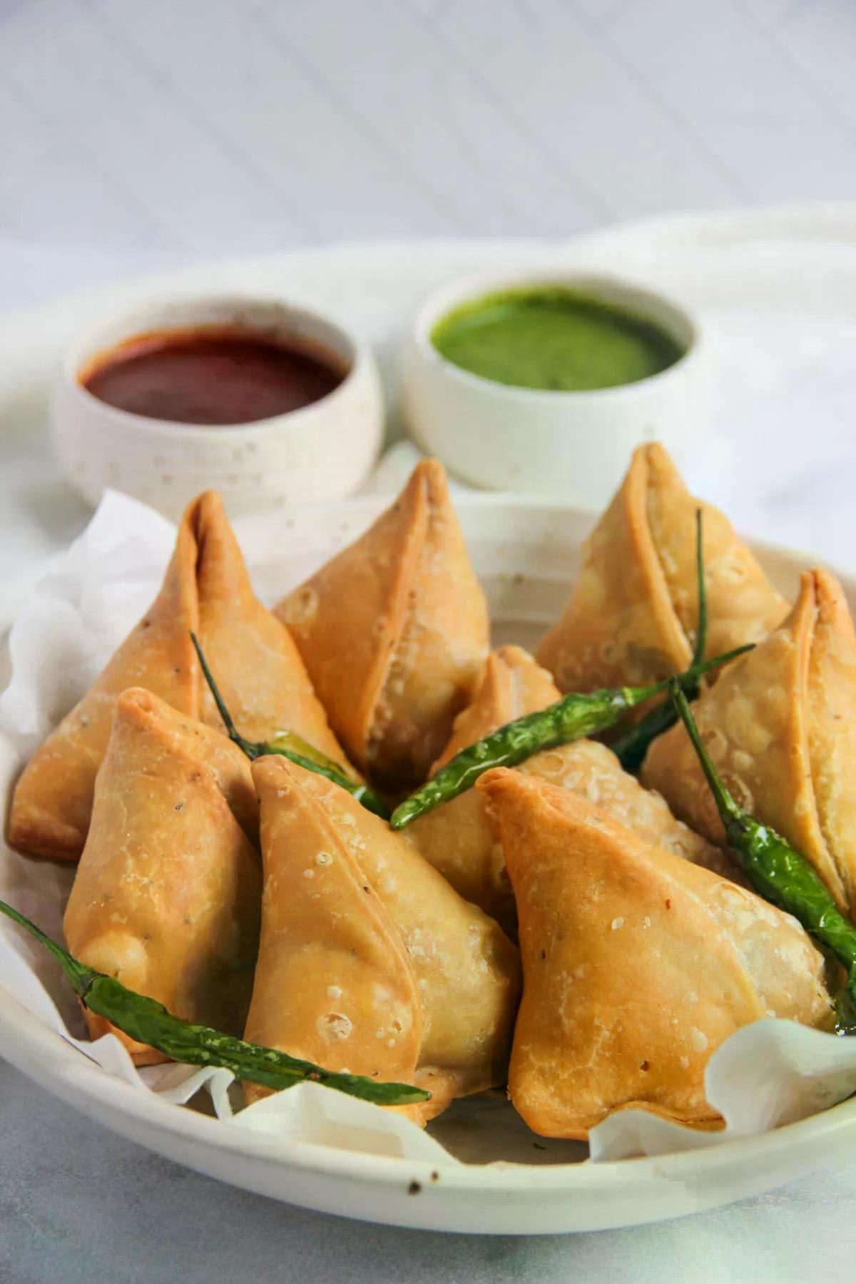 Samosa (2pcs).