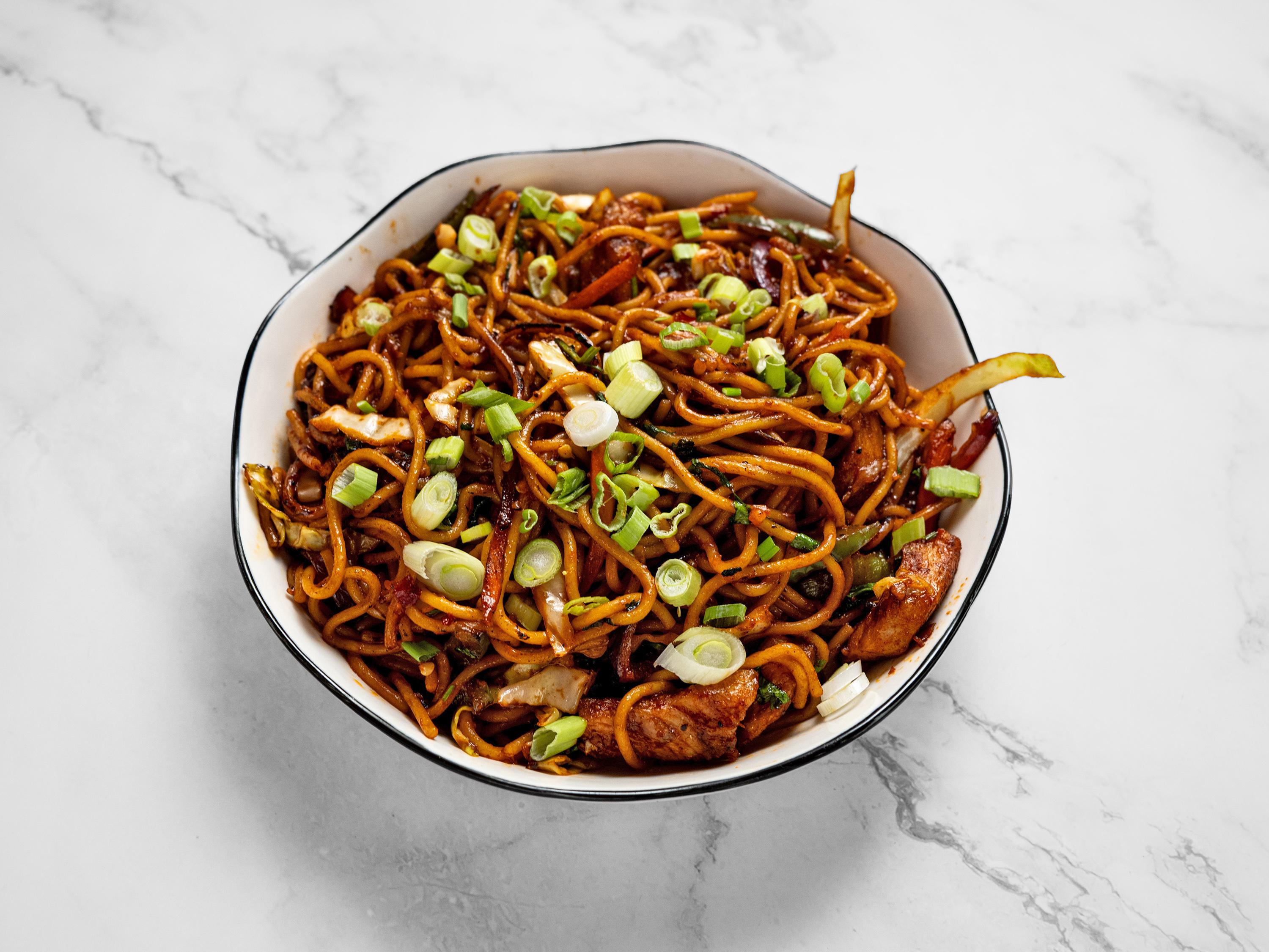 Chicken Hakka Noodles.
