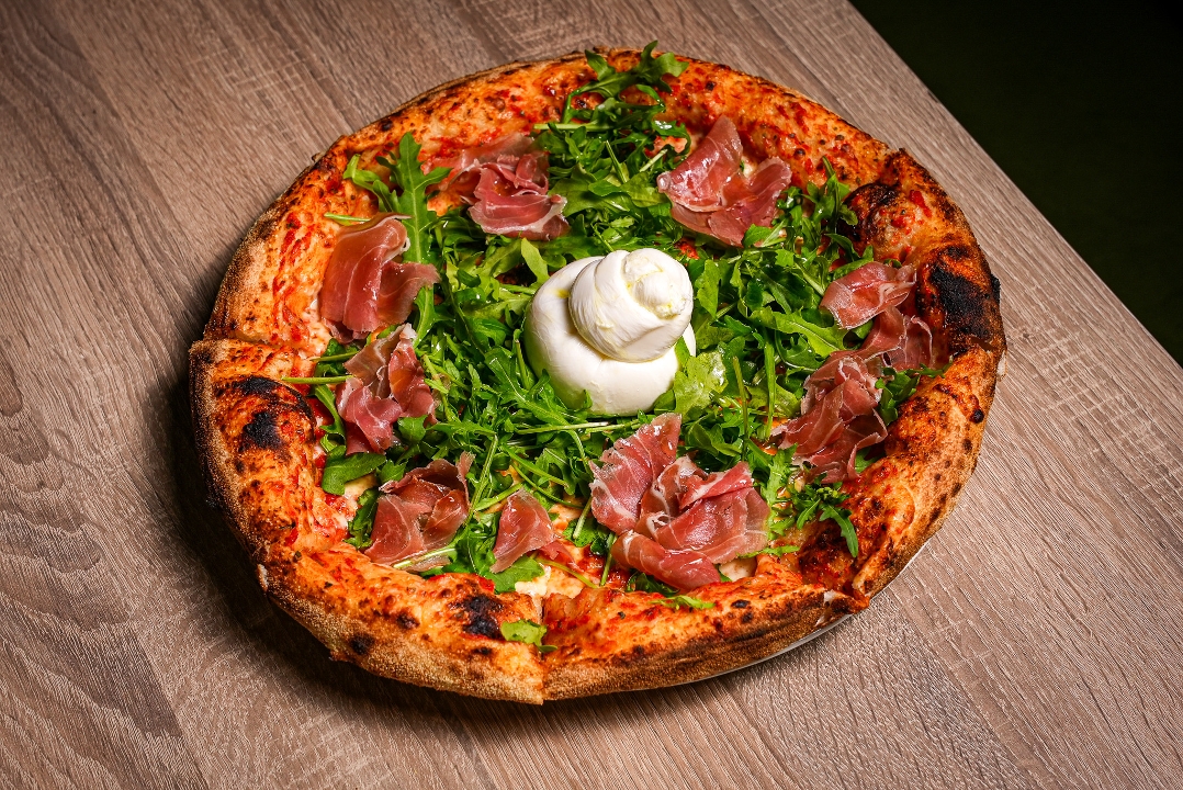 Burrata and Prociutto Pizza.