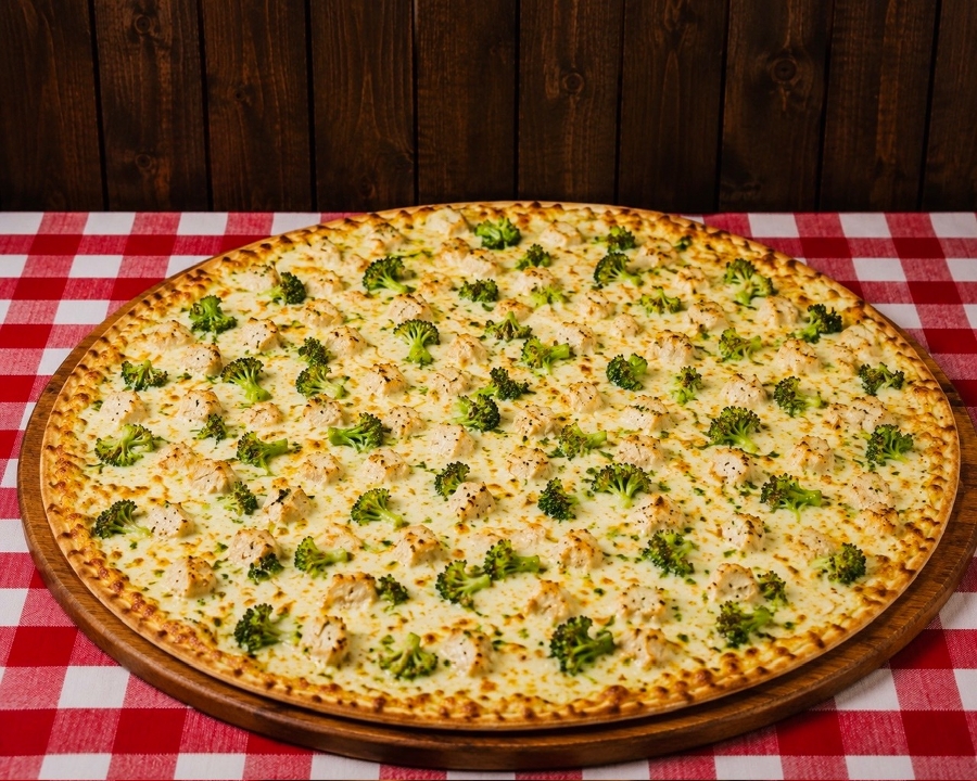 Lg Grilled Chicken Broccoli Alfredo Pizza 16 (Italian Style).