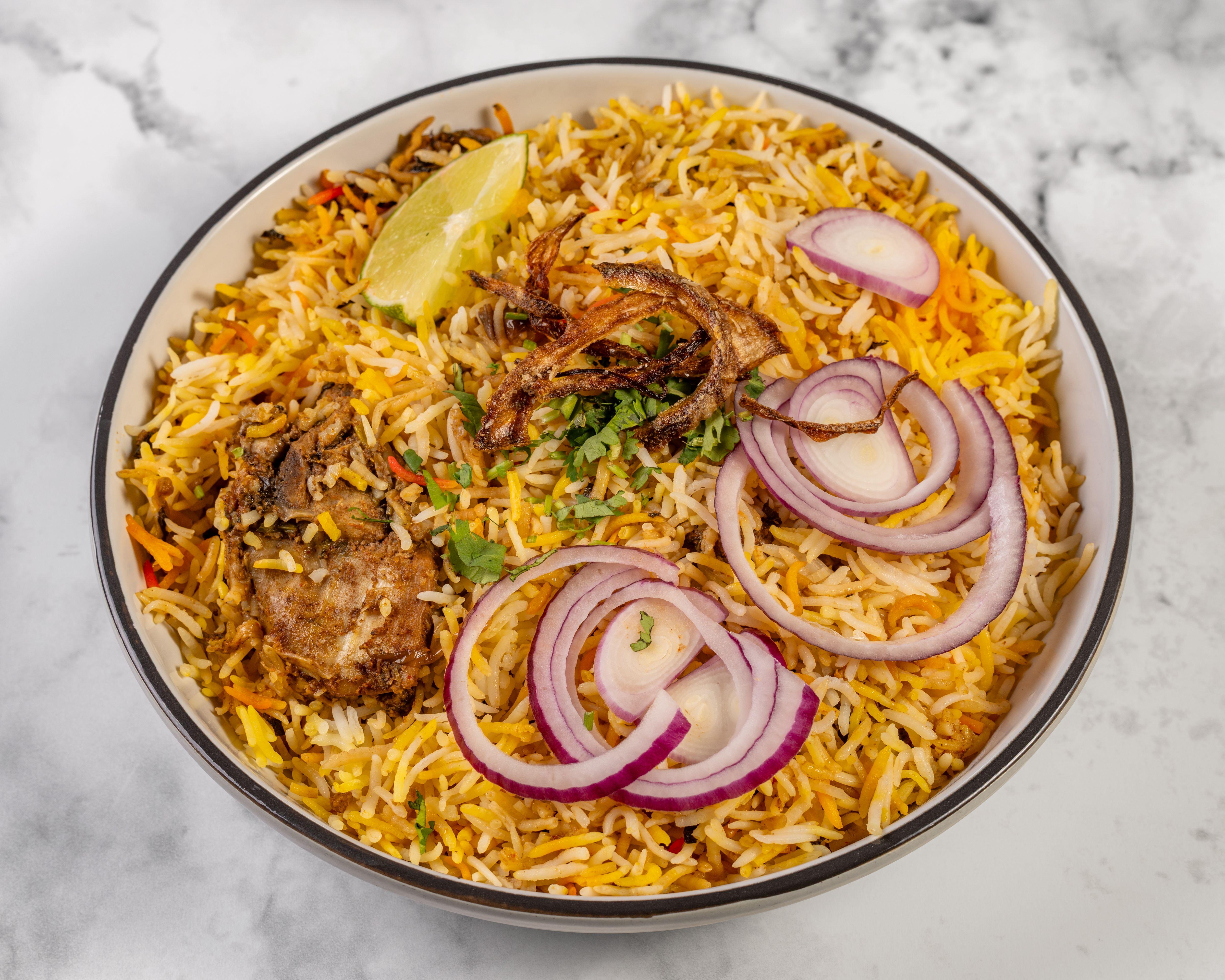 R2 Flavors Boneless Chicken Biryani.