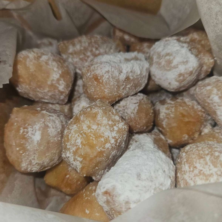 Zeppole.