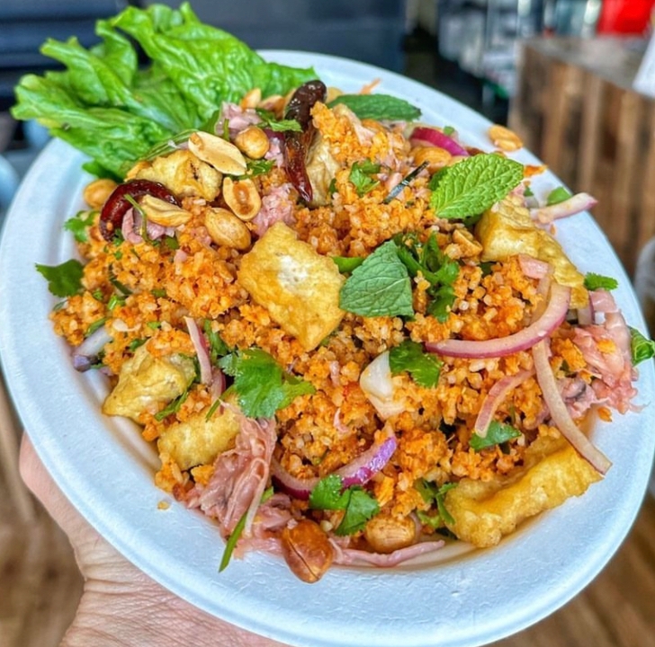VEGAN Nam Khao.