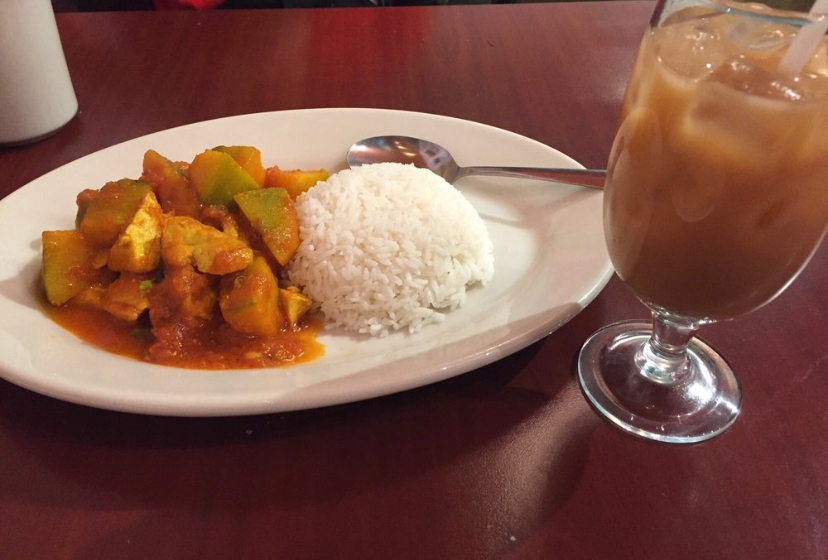Potato Tofu Curry (Arloo PahPya Hin).