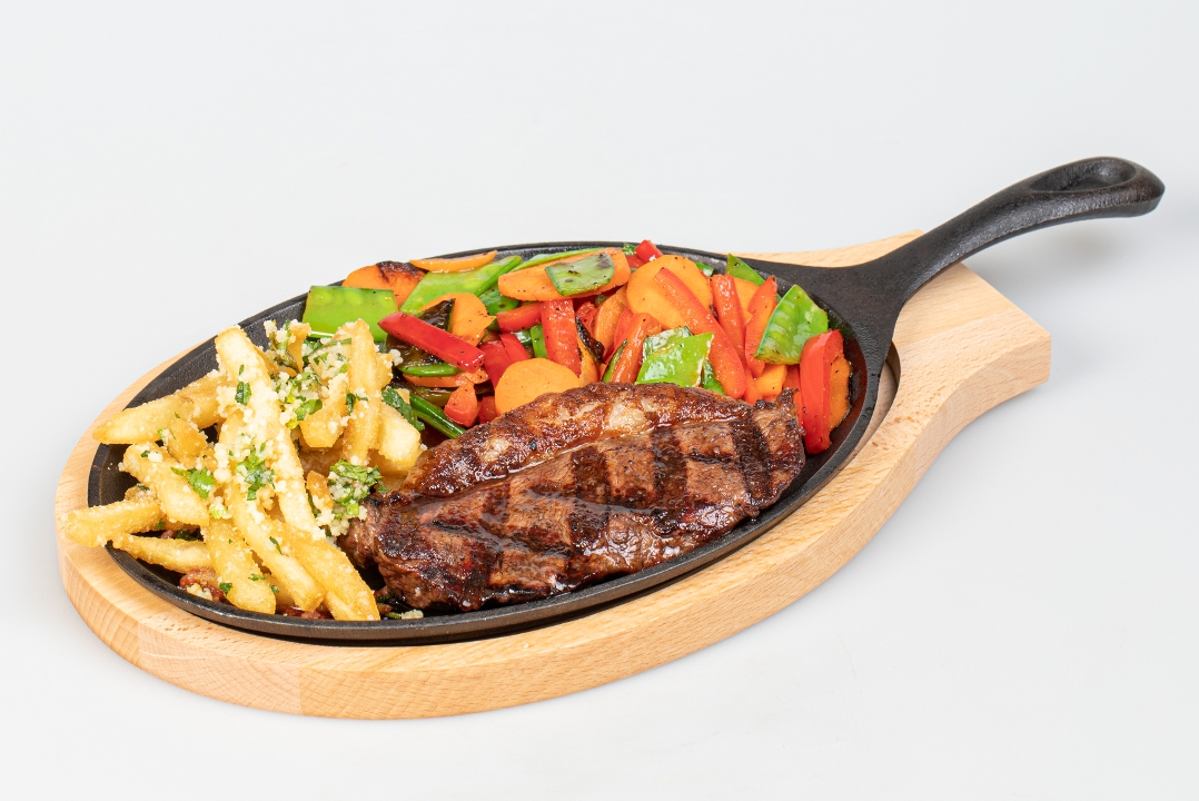 LS PICANHA ON THE GRILL.