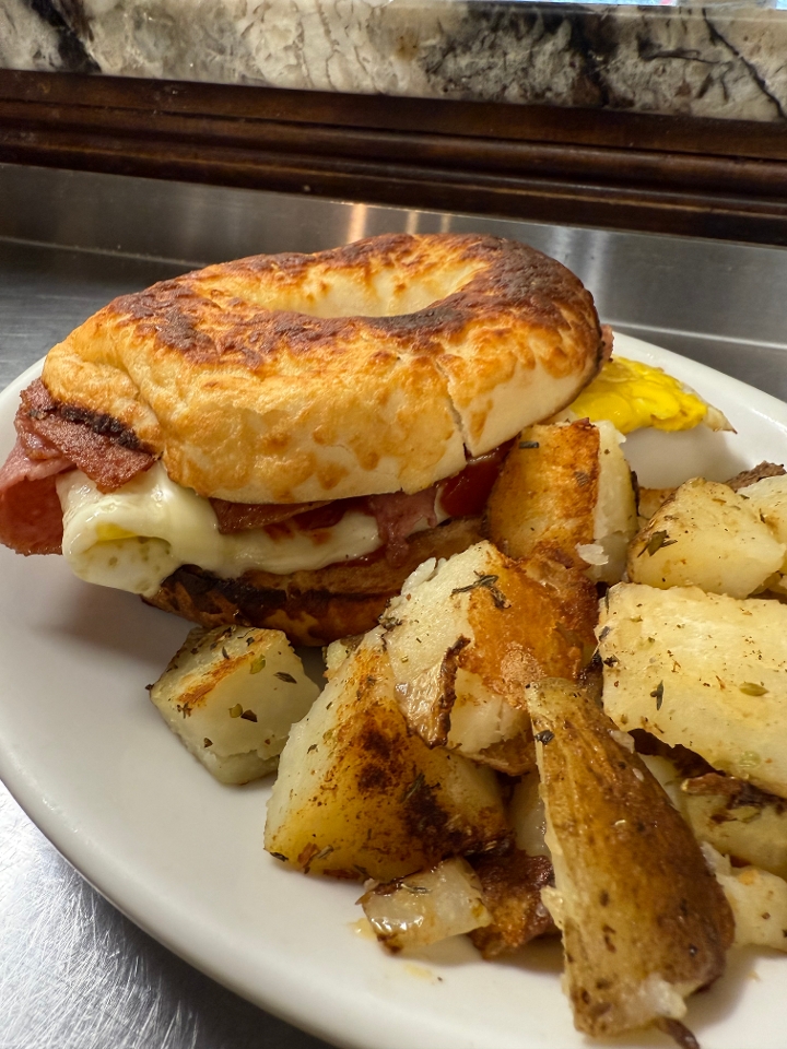 JERSEY BREAKFAST SANDWICH.