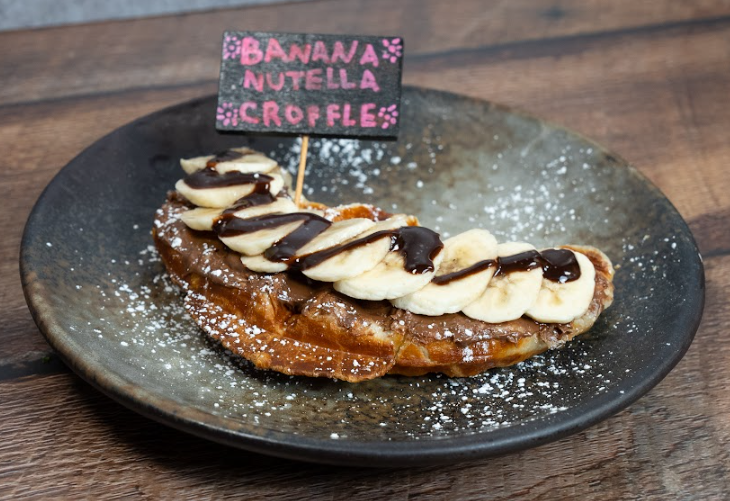 Banana & Nutella Croffle.