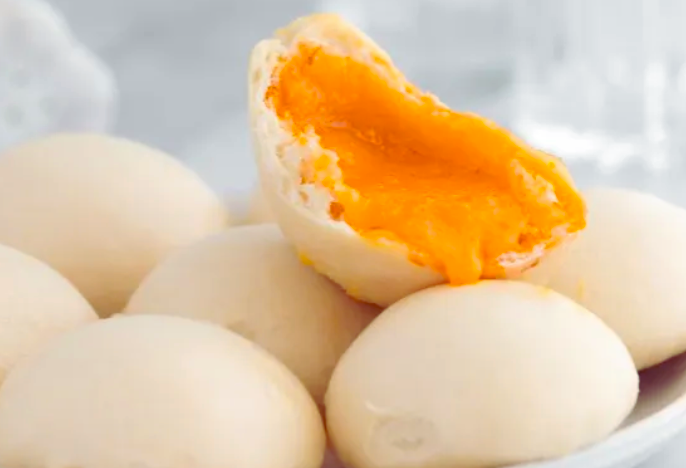 Custard Lava Bun.