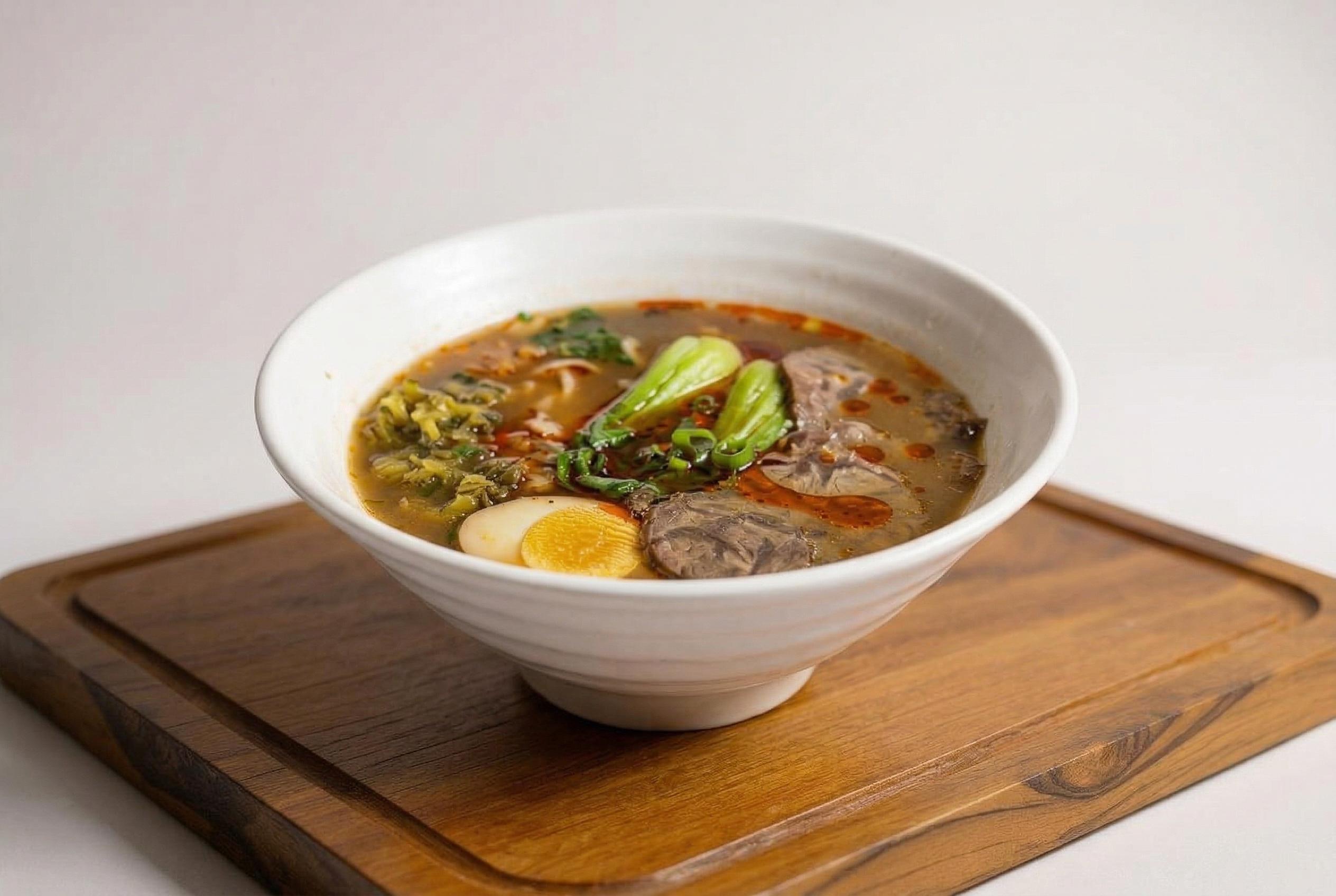 功夫牛肉面 Kung-Fu Noodles.
