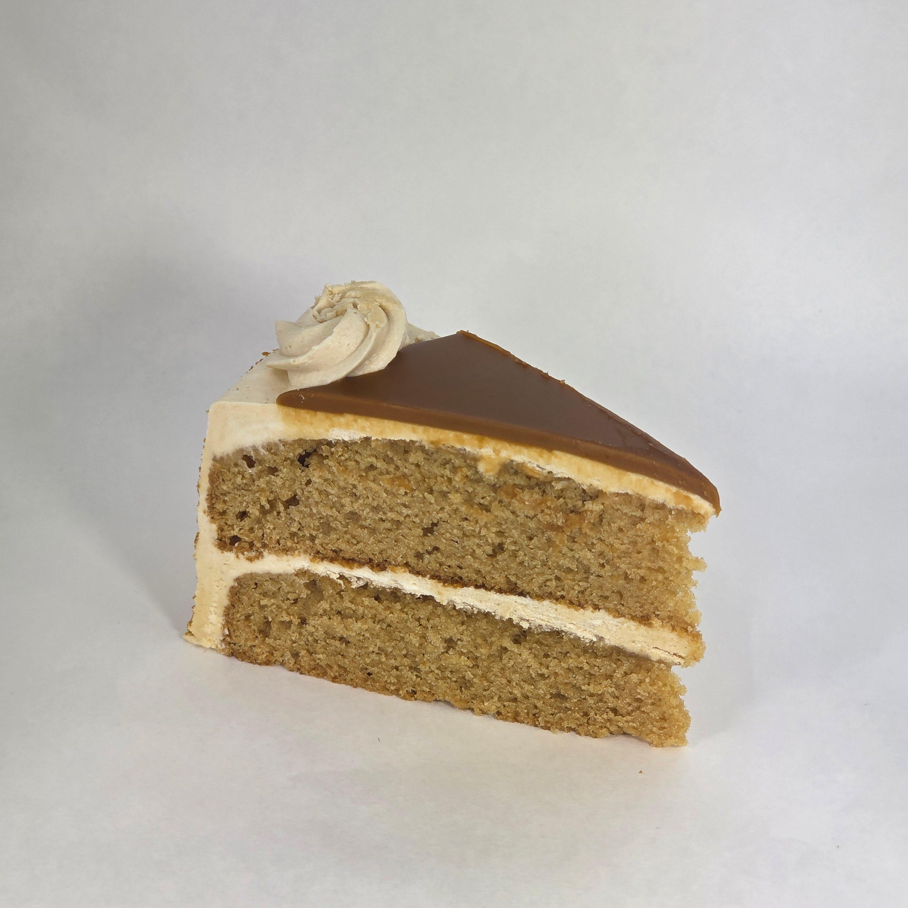 Biscoff Cake (v).