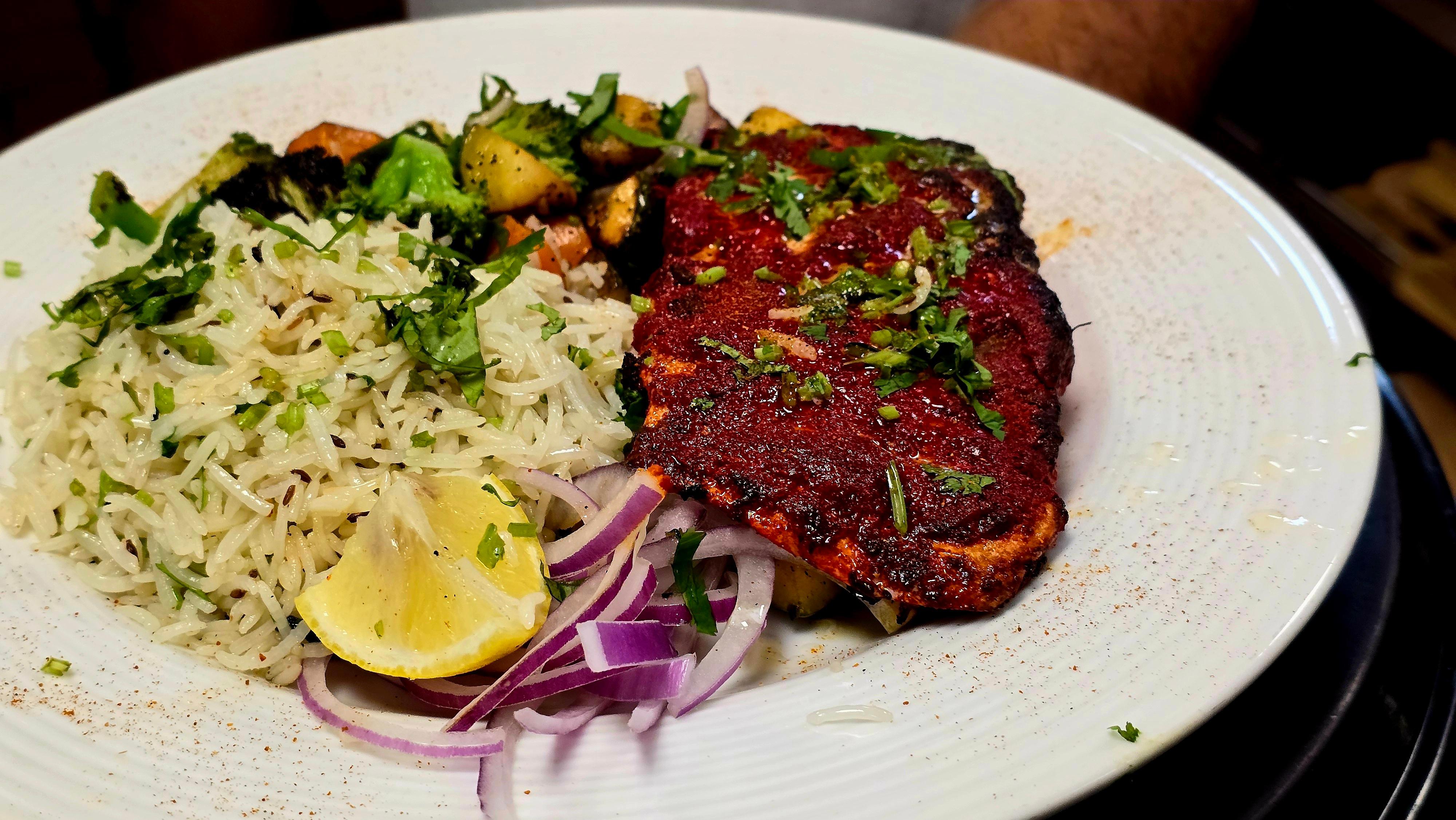 Tandoori Salmon, Veg & Rice.