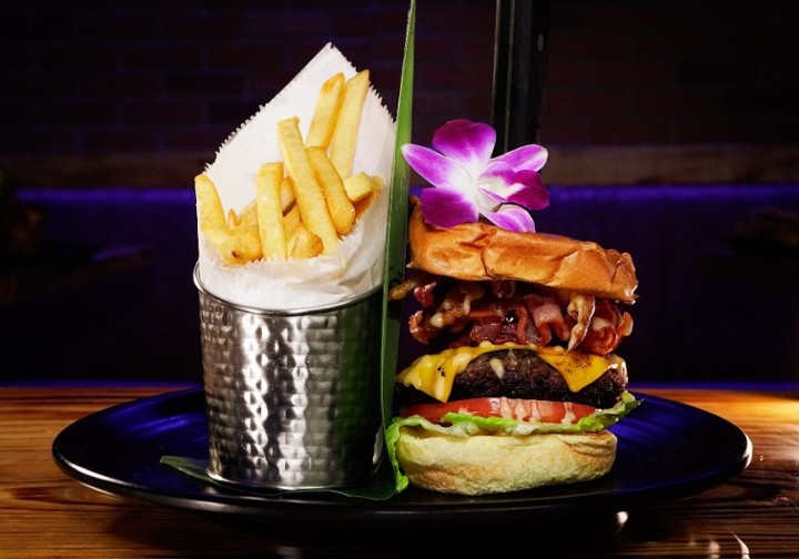 EL OTRO TIESTO BURGER.